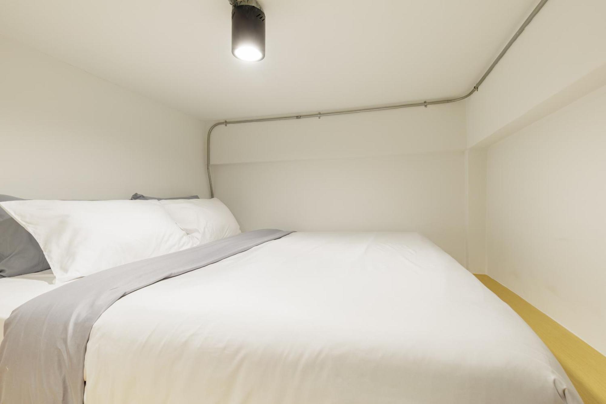 Wabisabi Bangkok 3 Min To Train Station Hotel ภายนอก รูปภาพ